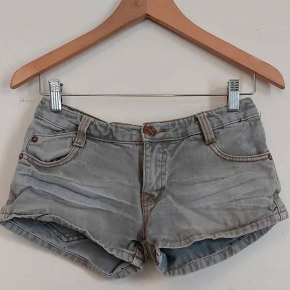 Mini Shorts - Picture 6 of 12